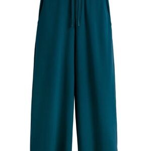 Cuyana Wide Leg Cropped Pant